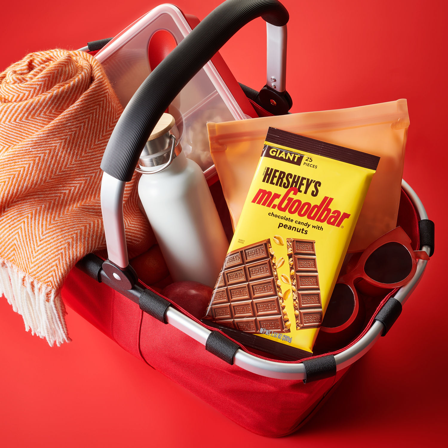 MR. GOODBAR Milk Chocolate with Peanuts Giant 7.13oz Candy Bar - THE HERSHEY COMPANY